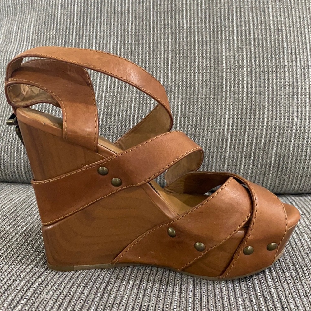 Gianni Bini wedges, 7.5 M shoe, brown